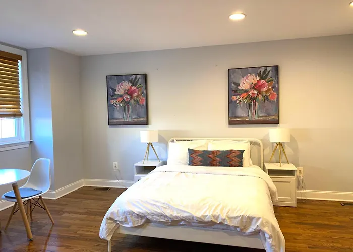 Af Stays - Philadelphia 1210 Mt Vernon St